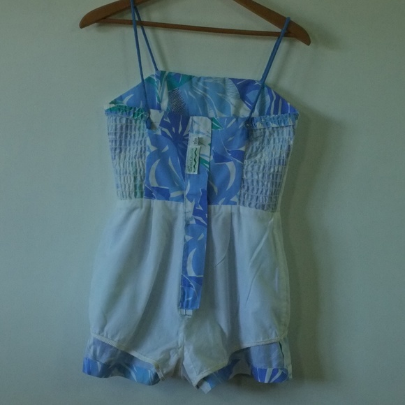 vintage floral playsuit | 1970s Sea Waves romper - Picture 16 of 16